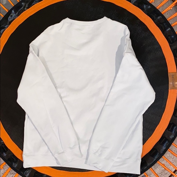 NWOT Women’s XXL Sweatshirt - Picture 3 of 4